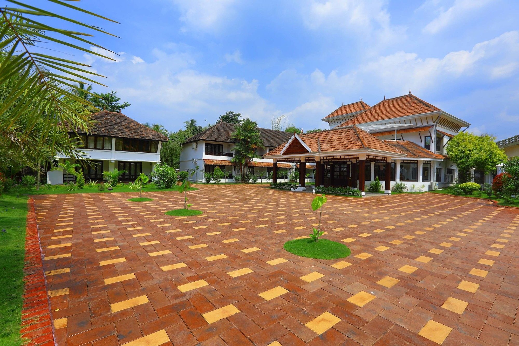 Nihara Resort And Spa Kochi Extérieur photo